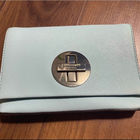 Kate Spade light blue / baby blue 100% leather crossbody bag with strap - Picture 5 of 5